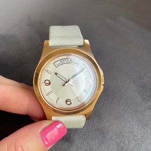 Marc Jacobs women’s watch